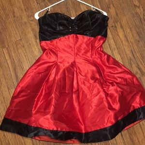 Red and black Jessica McClintock cocktail dress